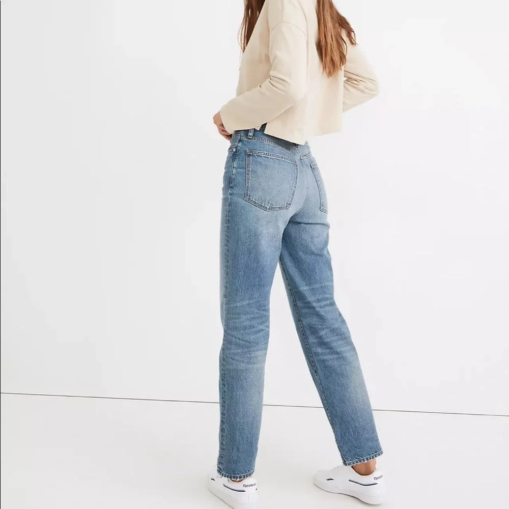 Madewell Perfect Vintage Straight Jean in Moultrie Wash - Picture 3 of 10